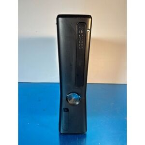 Microsoft Xbox 360 S 1439 Black‎ 250GB Wi-Fi Handheld Video Game Console Only